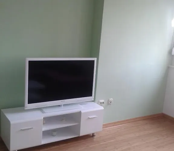 Mery Трогир